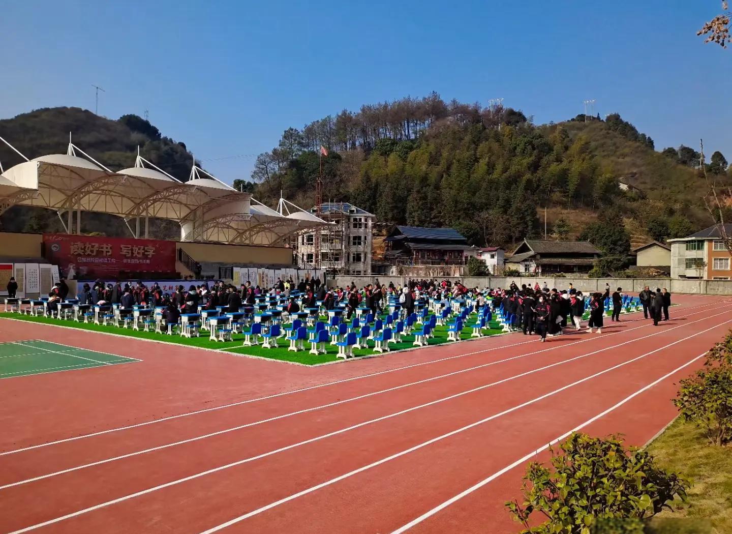 常州市硅PU塑胶跑道材料 - 价格